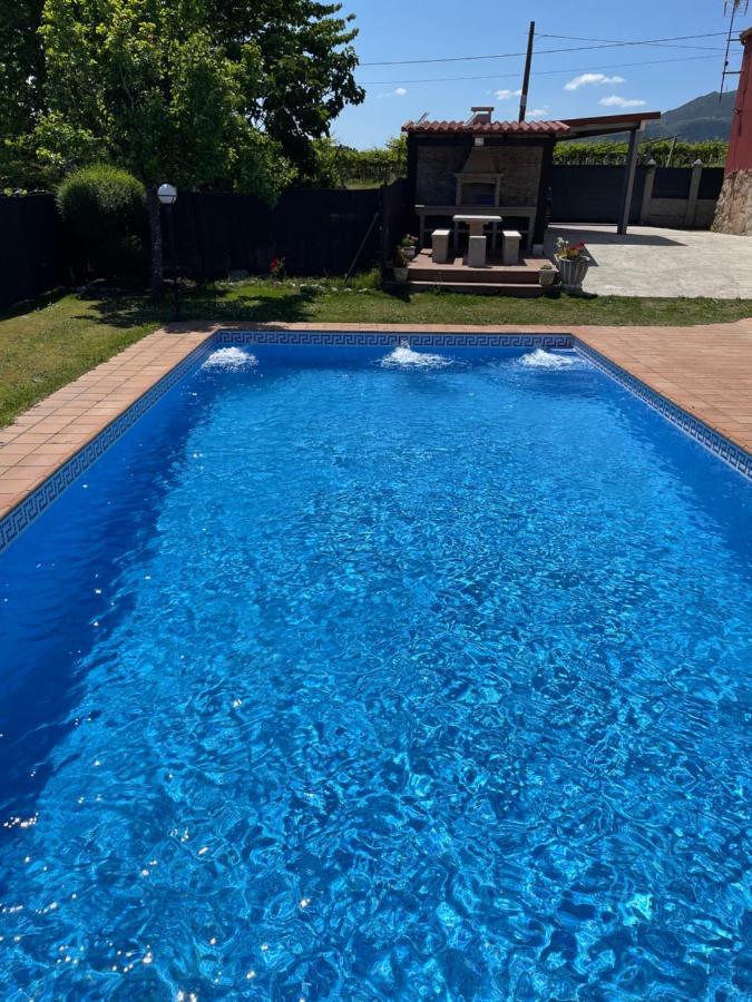 Chalet Casa Con Piscina En Arbo Vigo Exterior foto